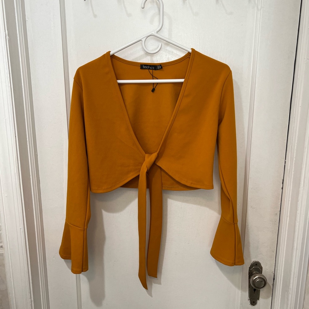 Womens Mustard Yellow Tie Front Long Sleeve Crop Top. Size 10
